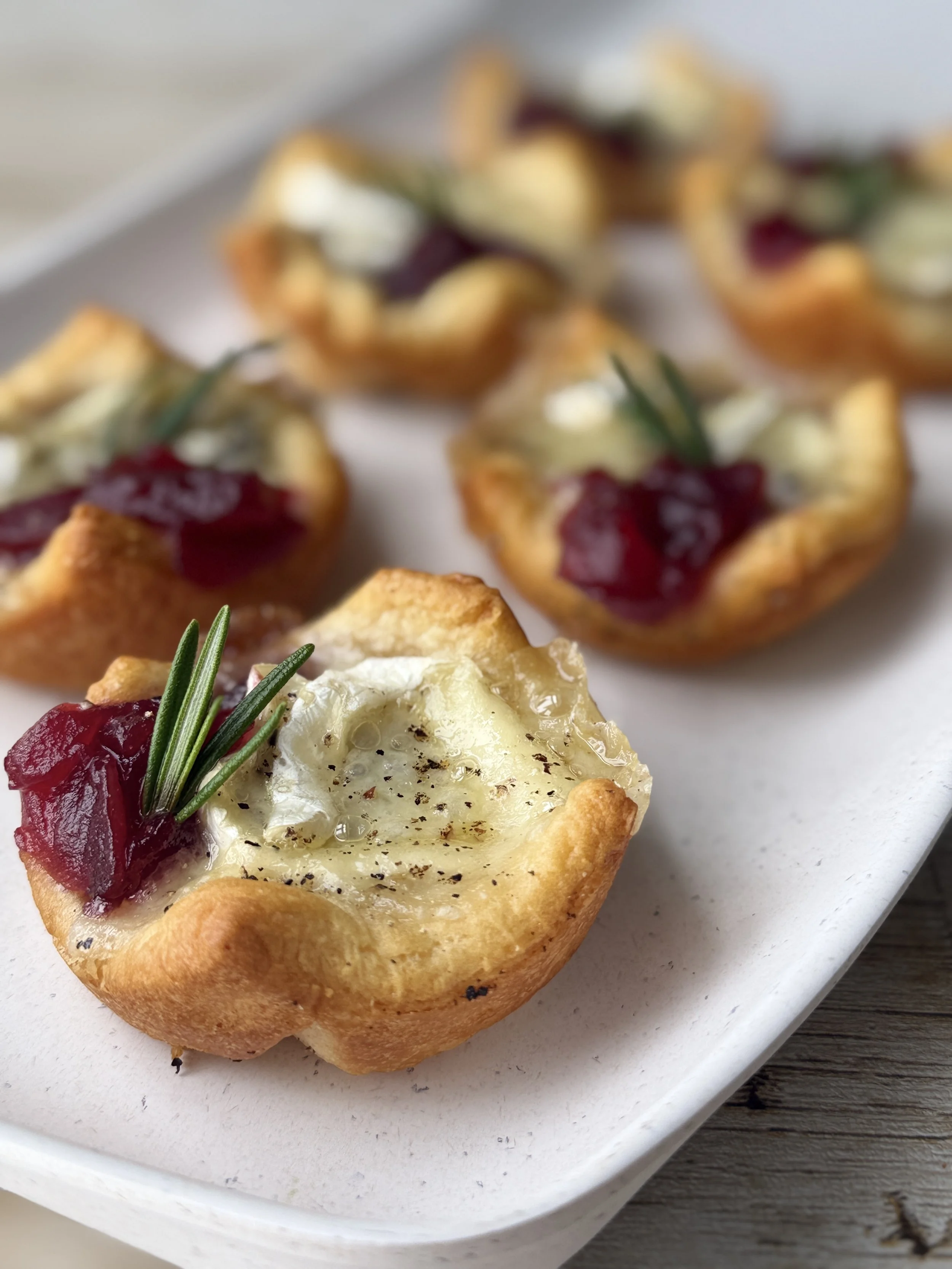 Cran Brie Rosemary Bites