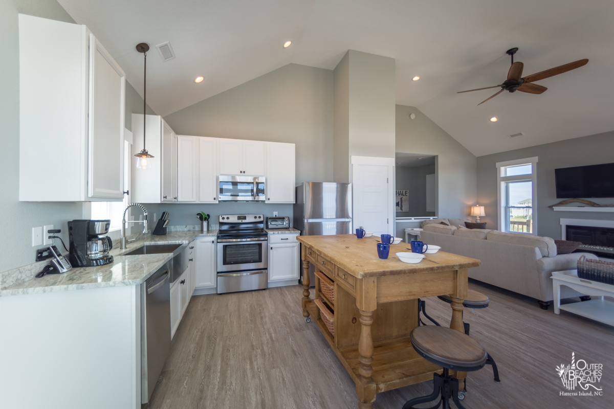 The-Knotty-Whale-Outer-Beaches-Realty-Rodanthe-5.jpg