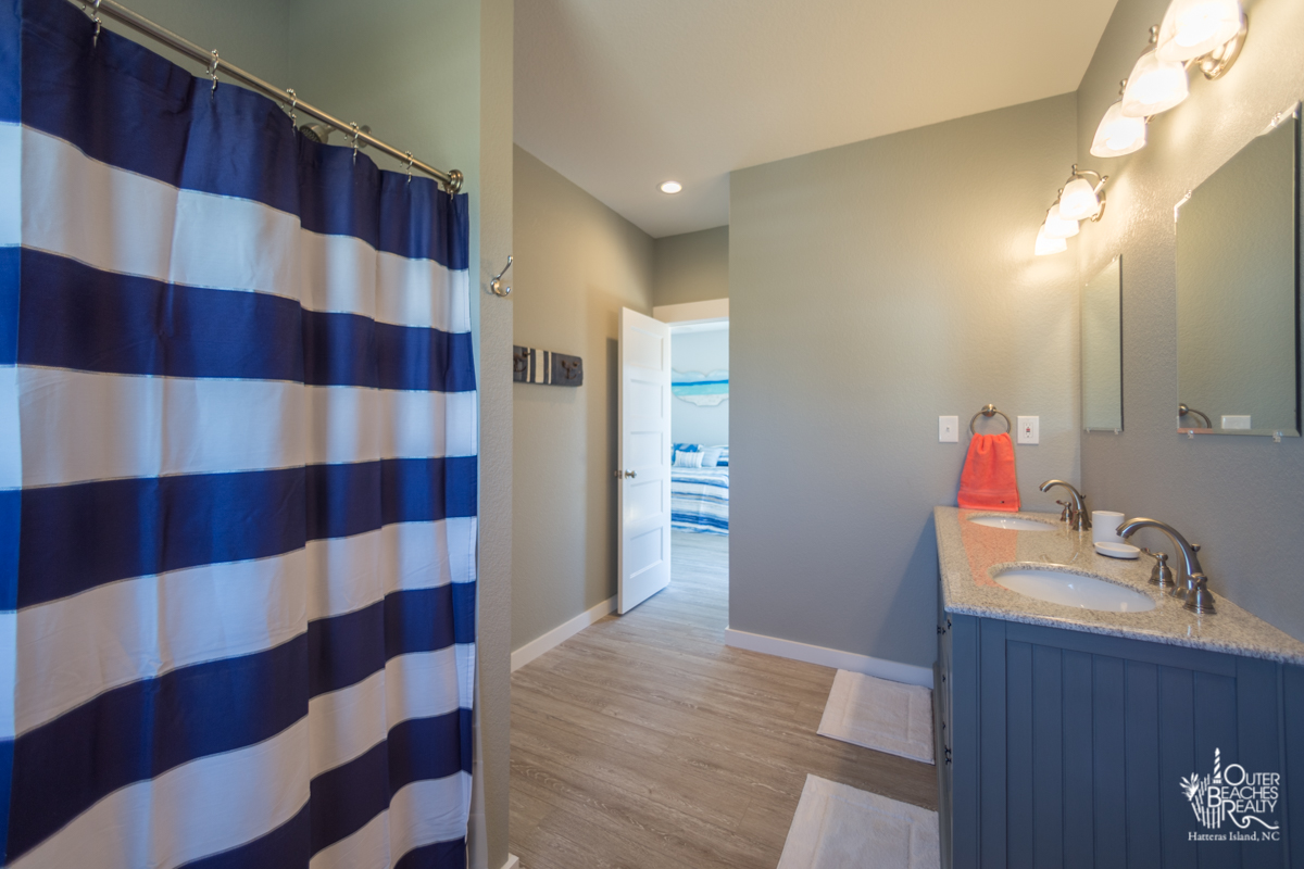 The-Knotty-Whale-Outer-Beaches-Realty-Rodanthe-10.jpg