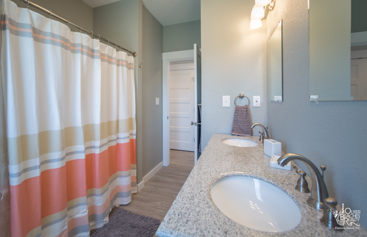 The-Knotty-Whale-Outer-Beaches-Realty-Rodanthe-13.jpg