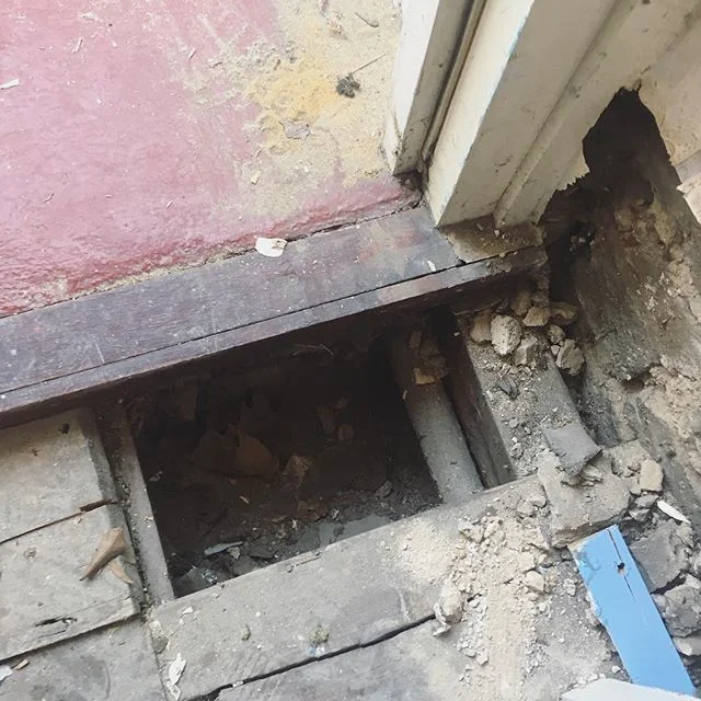 What a wonderful day to begin demolitions on site in Greenwich with @gigcontractsltd
.
.
.
#jta #arch #architecture #construction #building #buildingwork #renovation #residentialconstruction #residential #demolition #refurbishment #greenwich #london