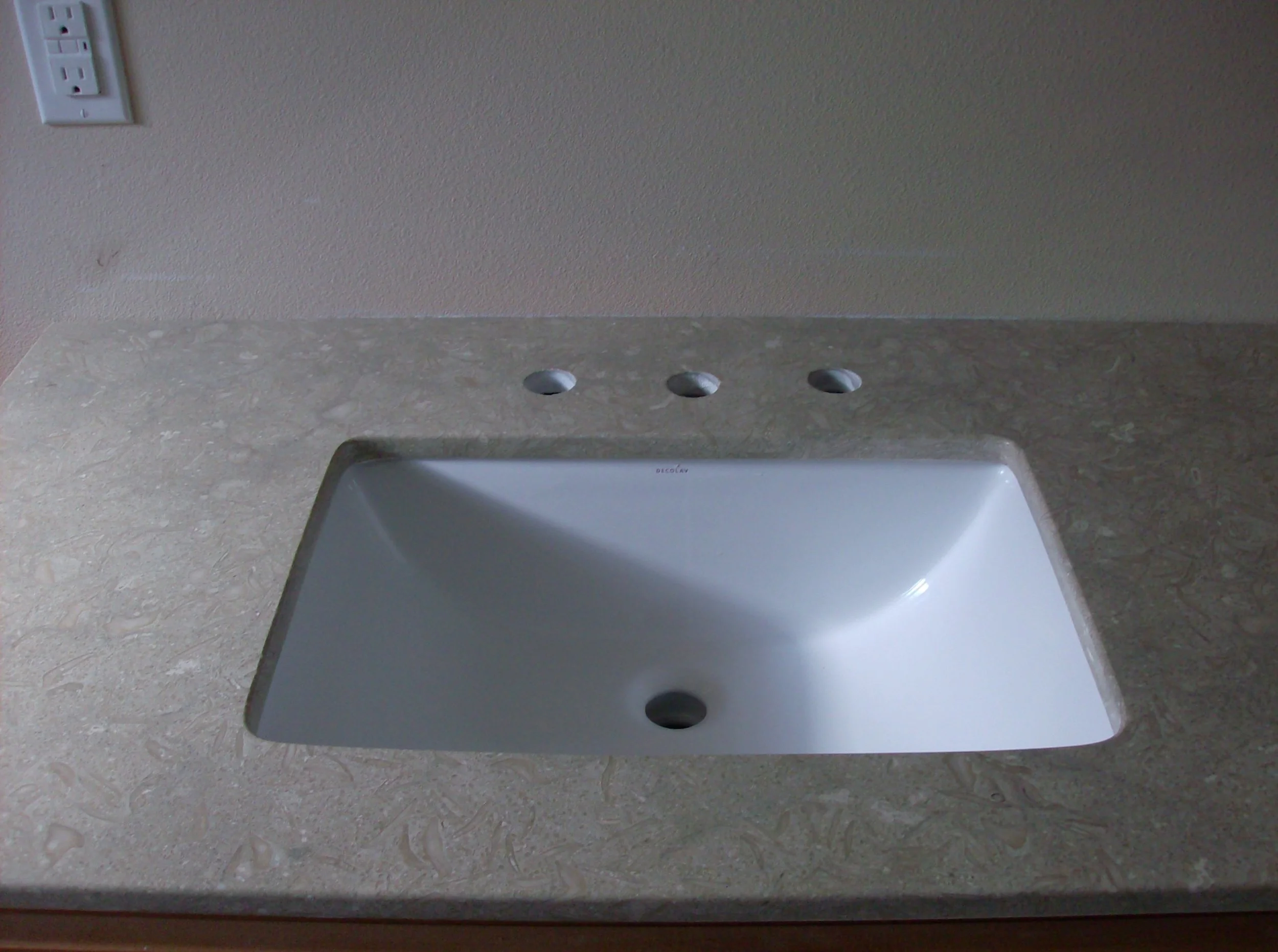 sink pic 2.jpg