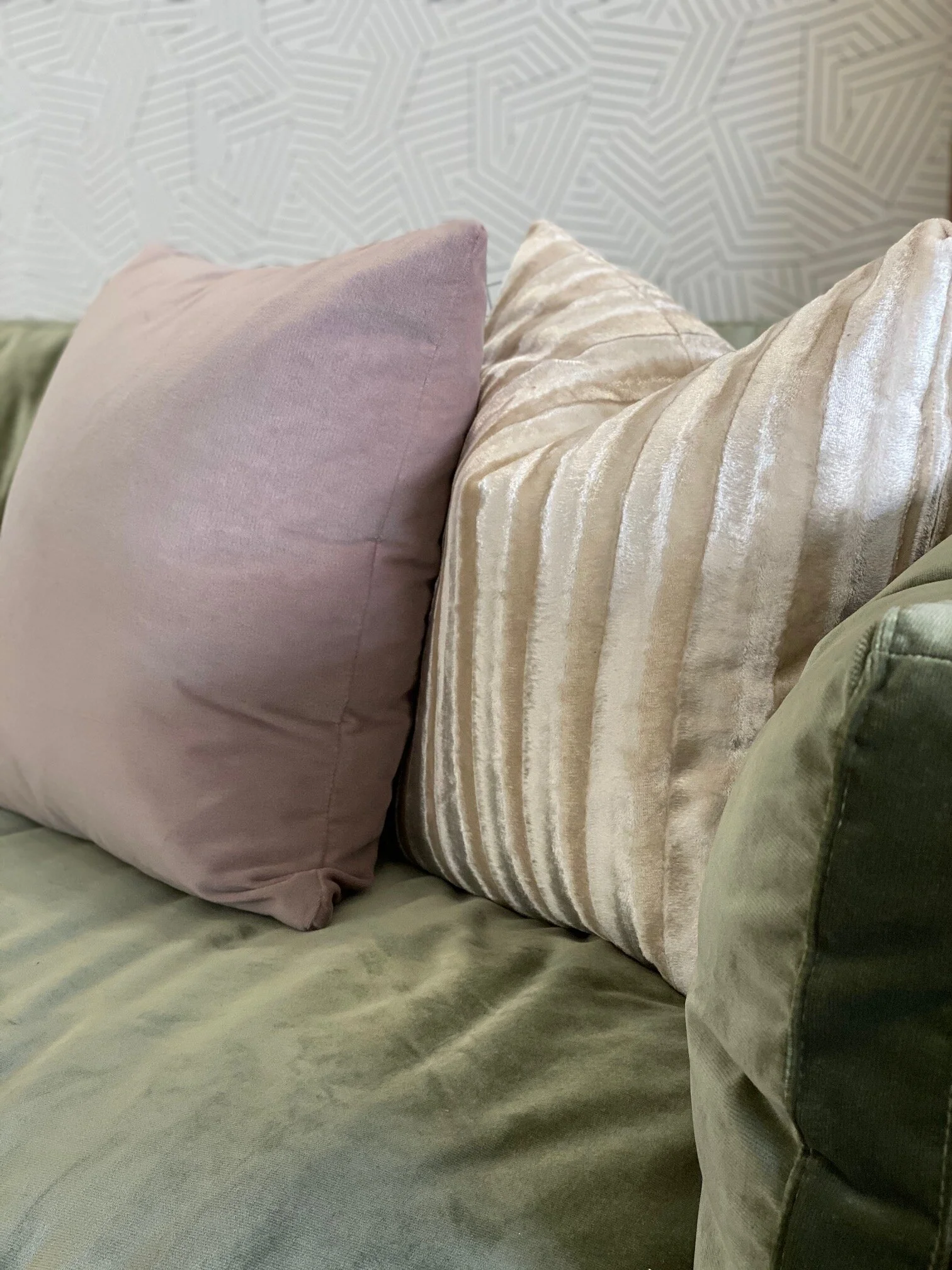 4. Velvet screams Valentines day! This lush green paired with soft white and mauve accent pillows creates the perfect cozy vibes. If you haven’t been in to enter the #MeetMadeline giveaway, you have a chance to take home this beautiful sofa! Check o…