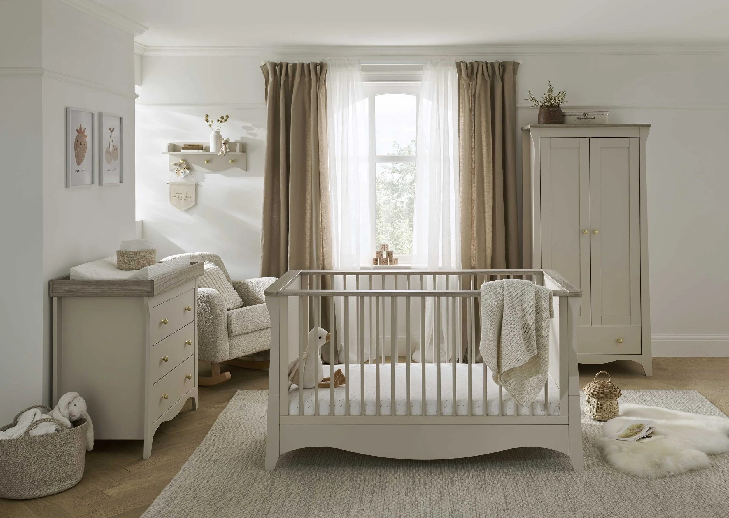Clara_Cashmere_5pc_v1_LR.jpg