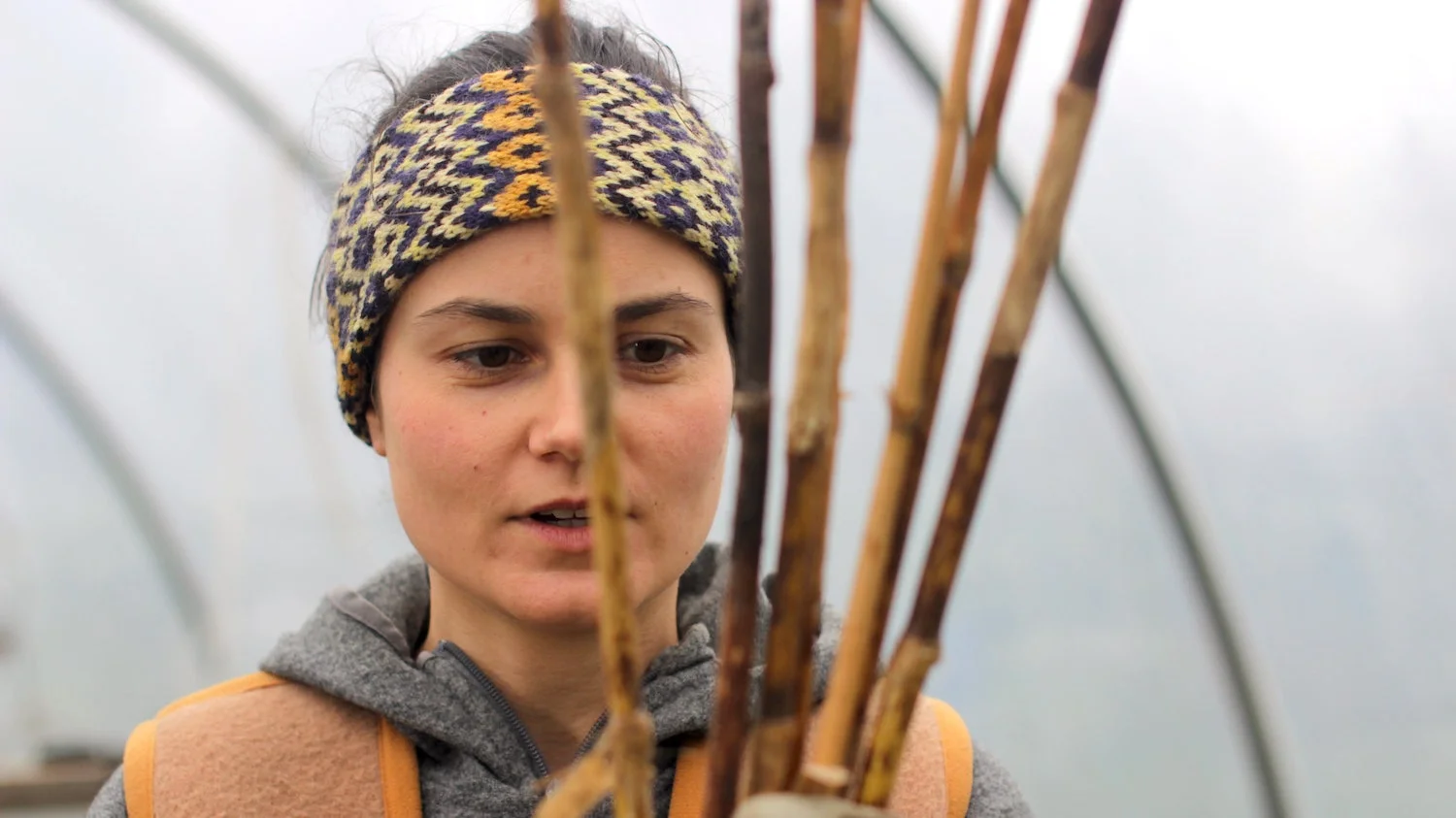 Meitheal Headband 7-min 2.JPG