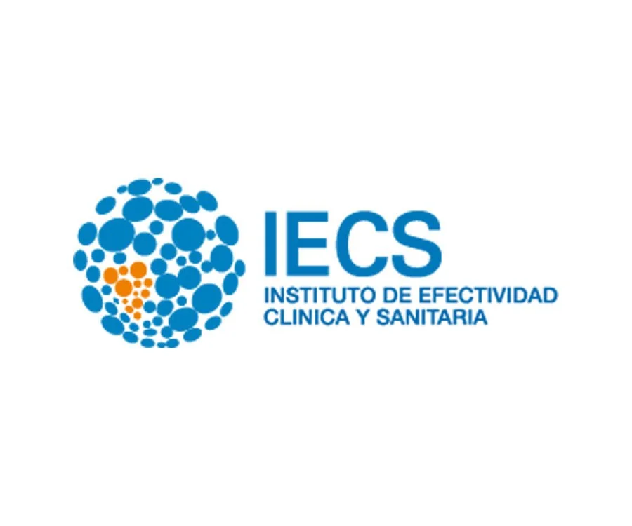 Logo of the Institute of Effectiveness, Clinical, and Healthcare, featuring a globe made of blue and orange circles with the organization name in Spanish.