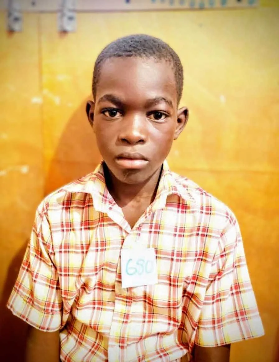 H0680- FLERIE JEAN CLAUDENAIS