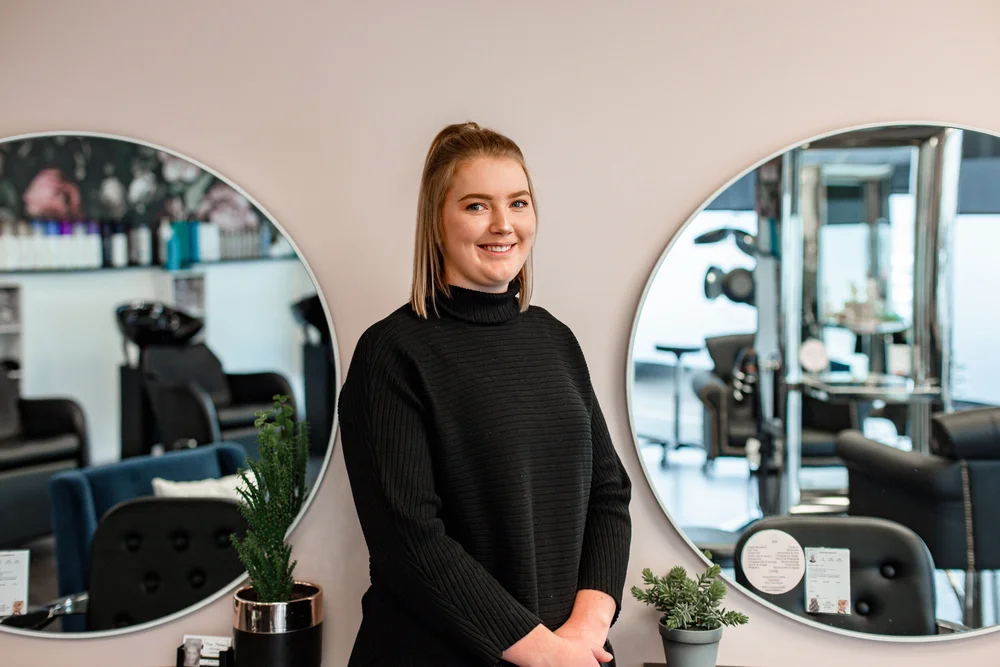 Hairdressing Jobs Near Me – Find Your Dream Career