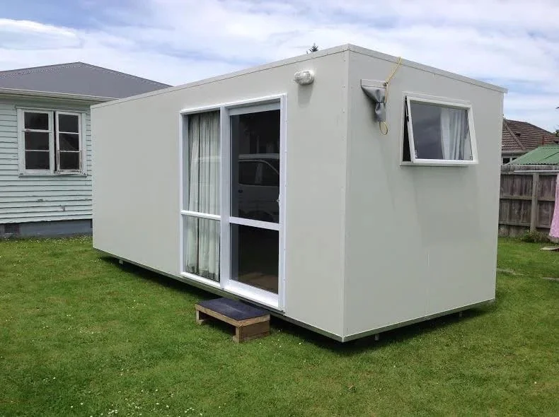02-37k6+Exterior.jpg