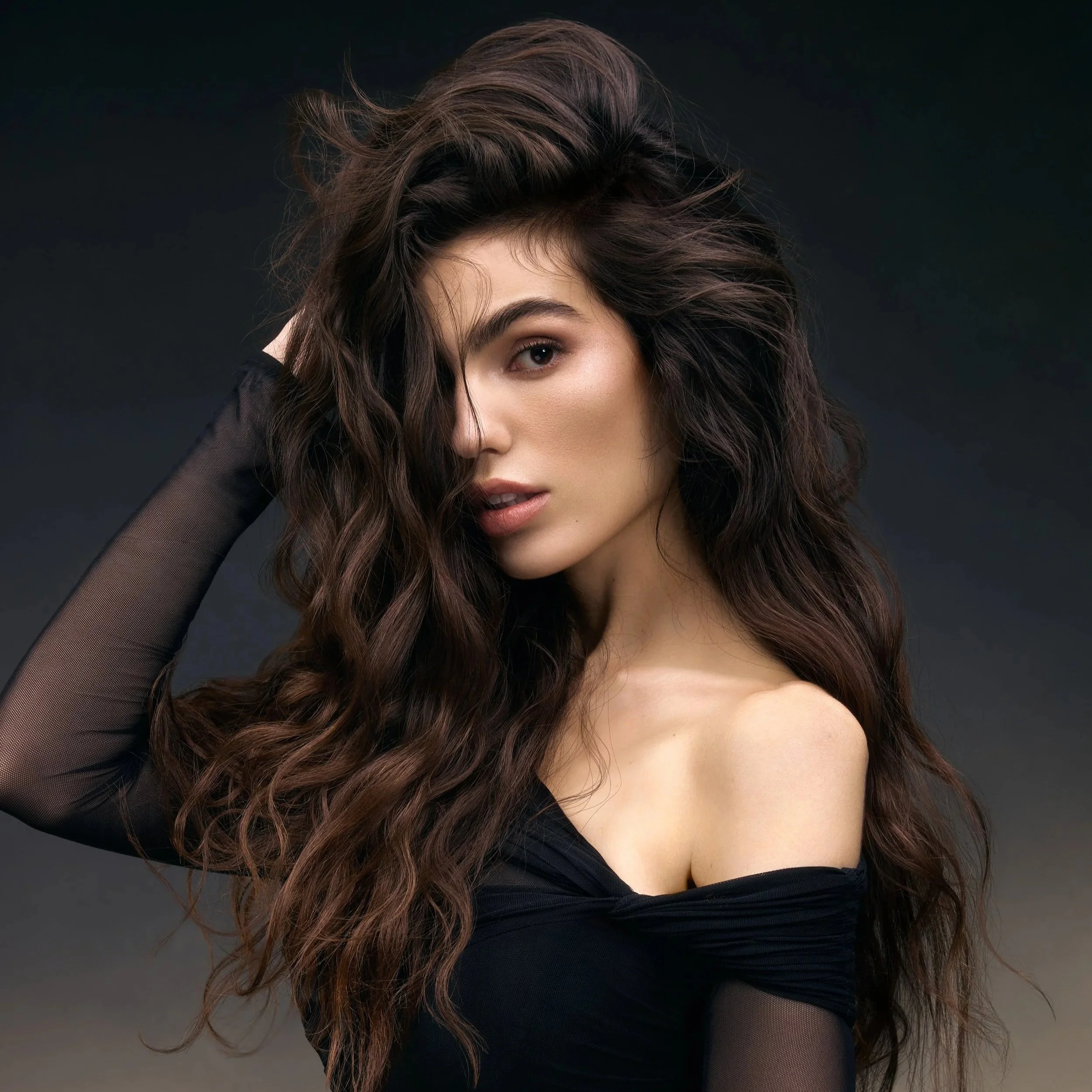 Oribe dry Texturizing Campaign3.jpg