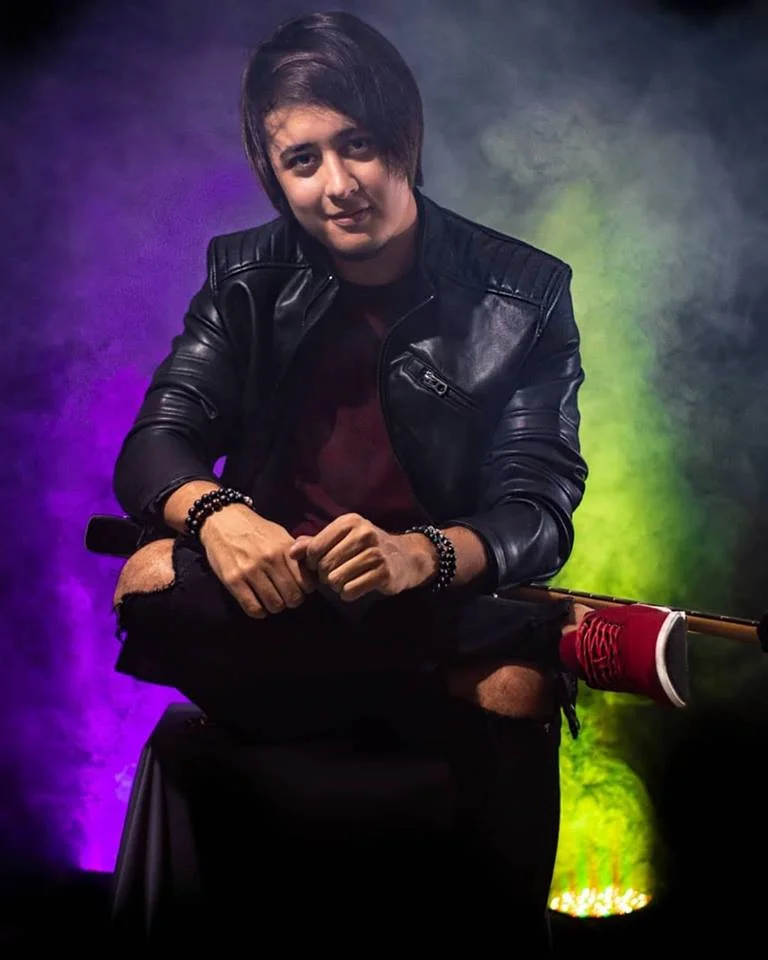 Entrevista con el guitarrista Carlos Monge