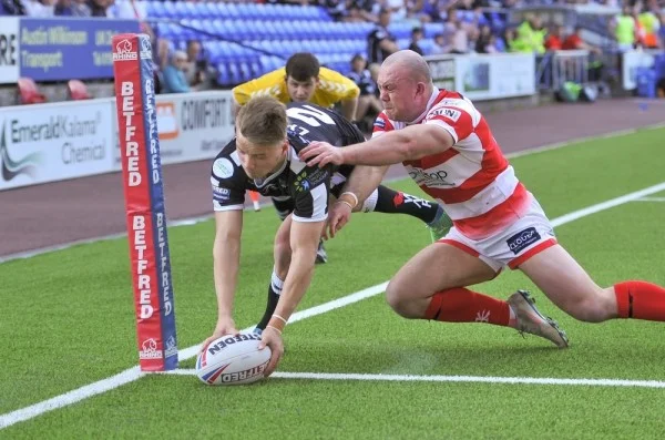 Joe Lyons proudly sponsored by VIQI