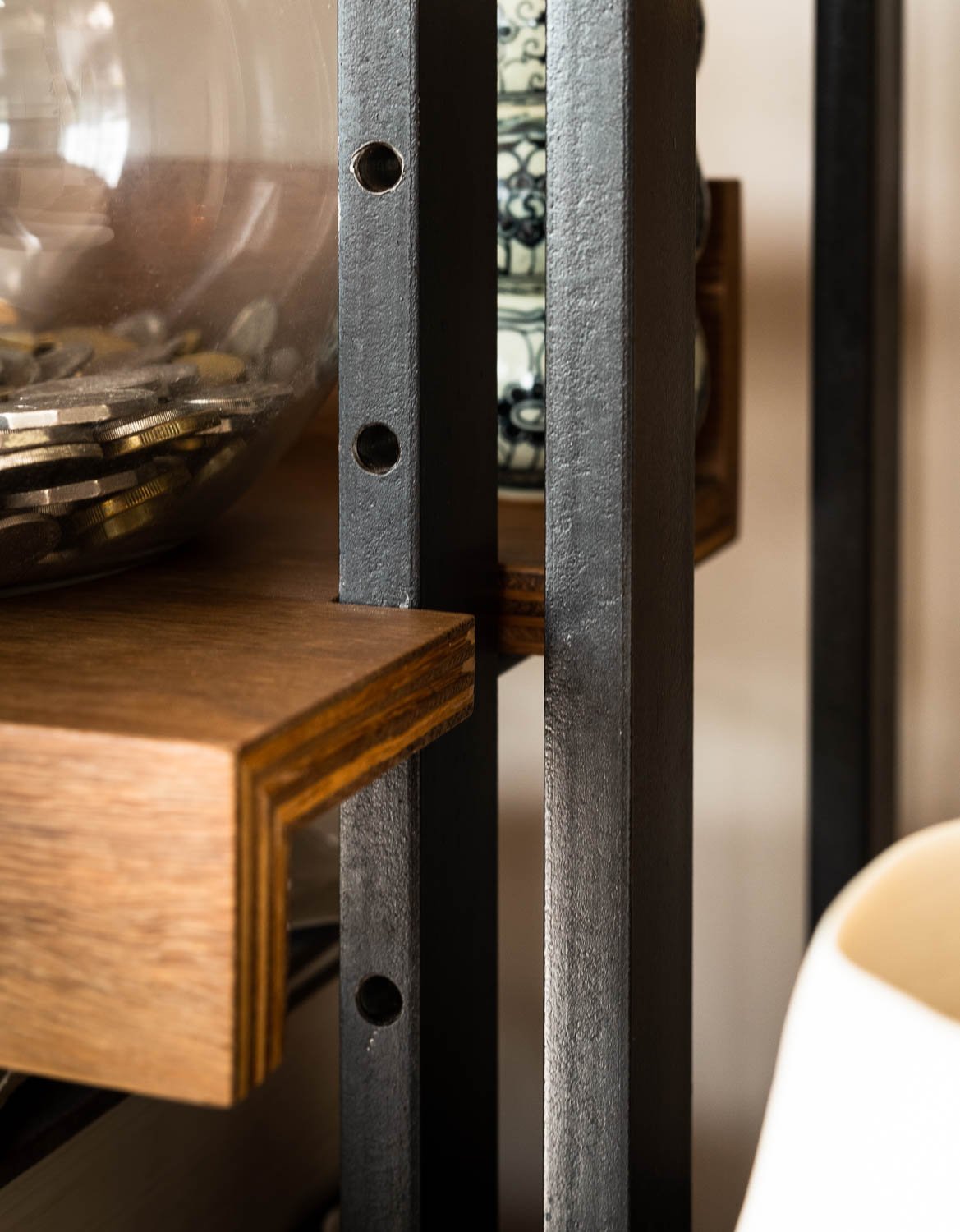 20200919_Oscar-Shelves_030_WEB.jpg
