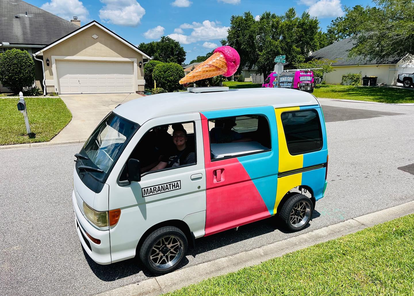 Starting to make the rounds 🍦🔥🔥