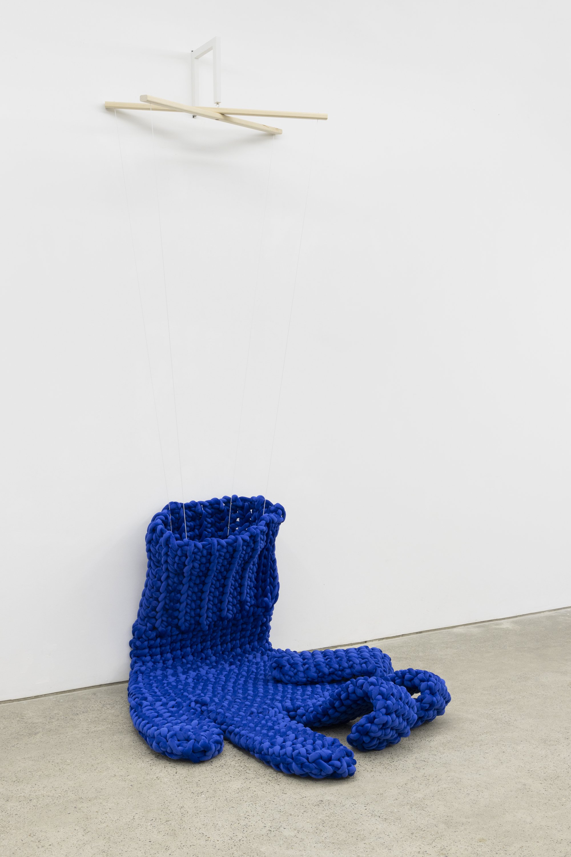 Crochet Glove (Sapphire Blue)