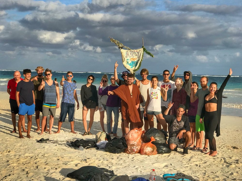 Beach cleanup organized by «Army of Love».