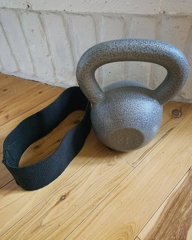 Sometimes, the best workouts to do at home require very little equipment. Mine today only required this miniband and kettlebell. Staying active during this time is important not only for our physical well-being, but also our mental well-being. What d