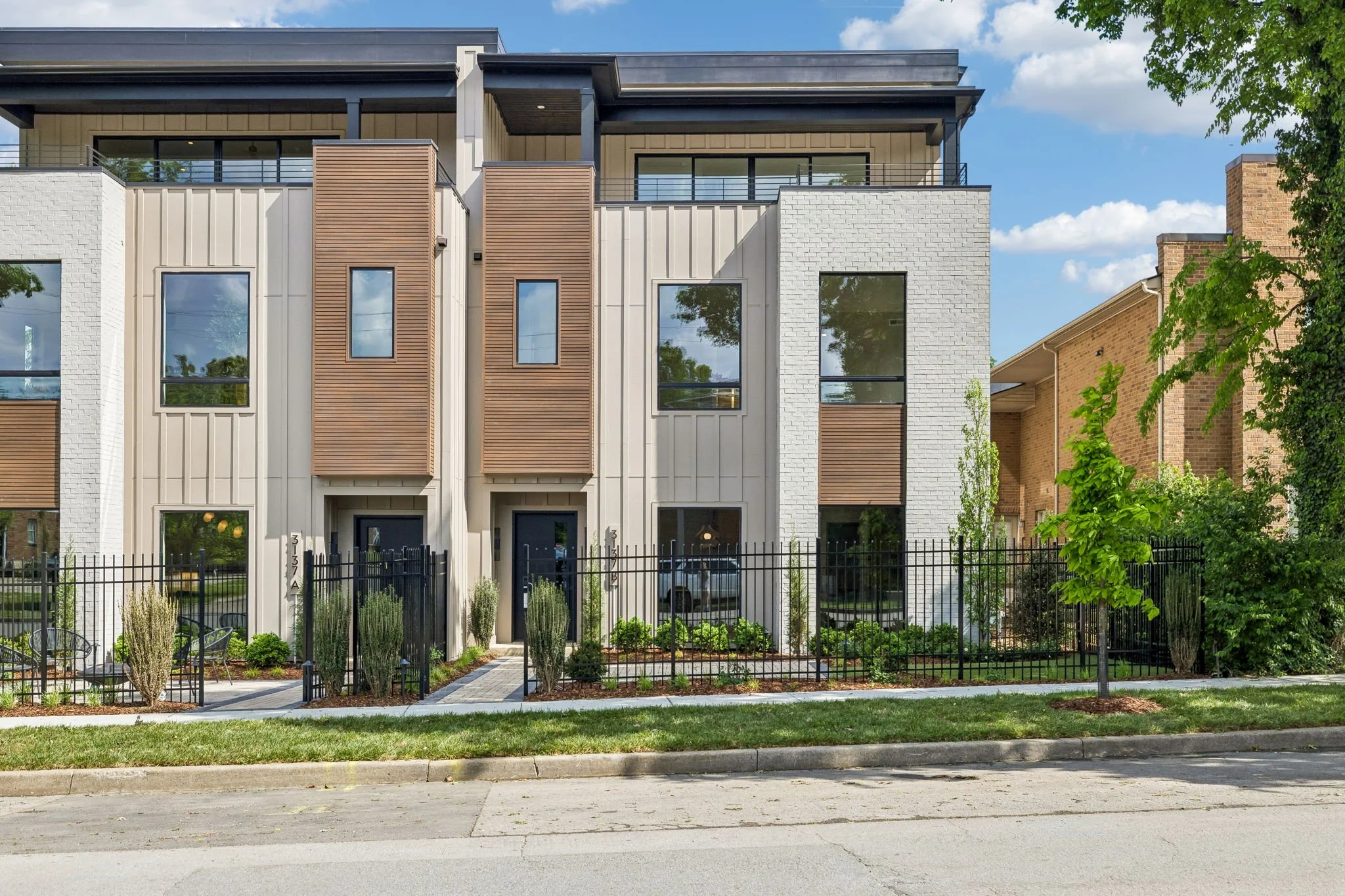 1-3137 Long Blvd Unit B - 001.JPG