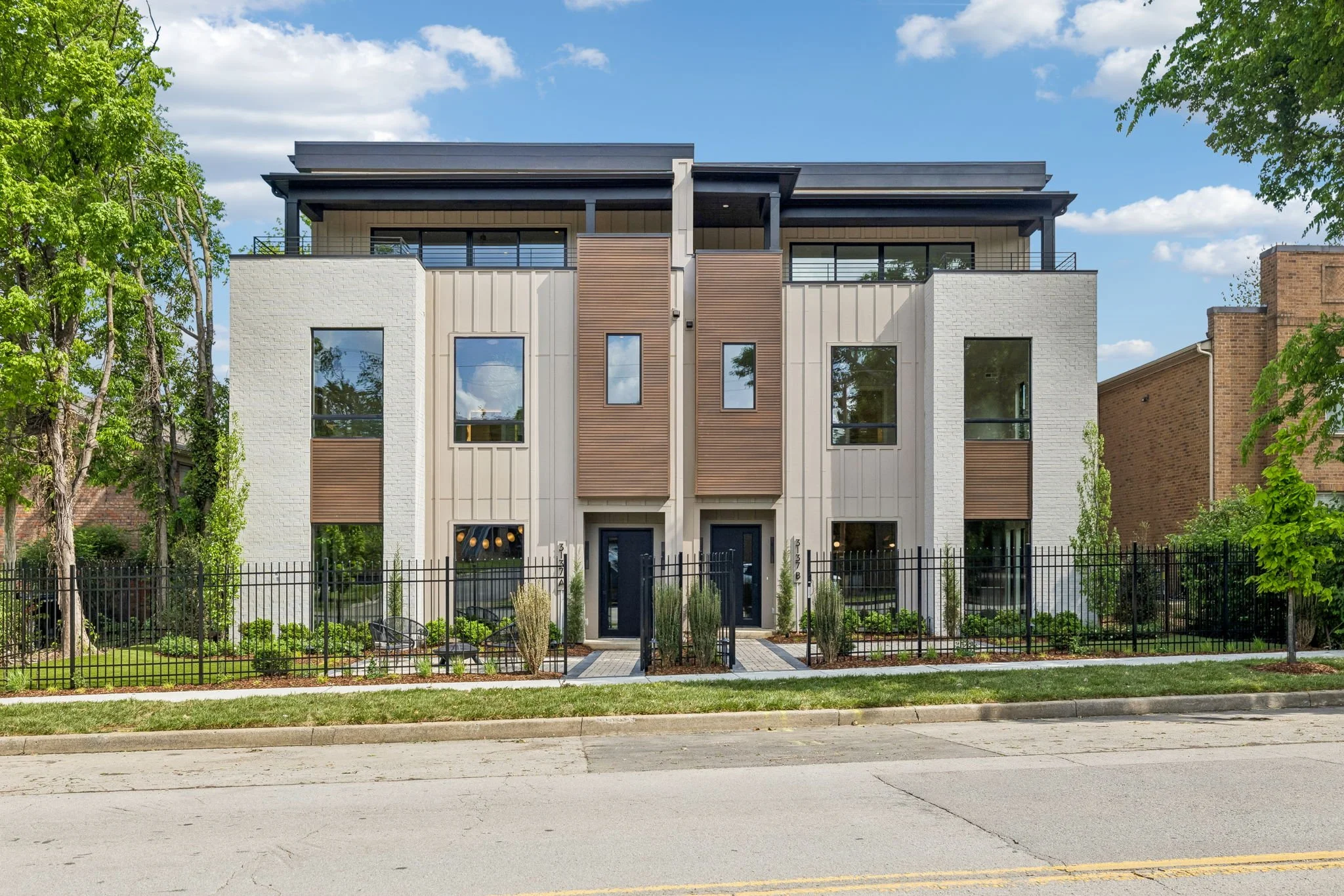 2-3137 Long Blvd Unit B - 002.JPG