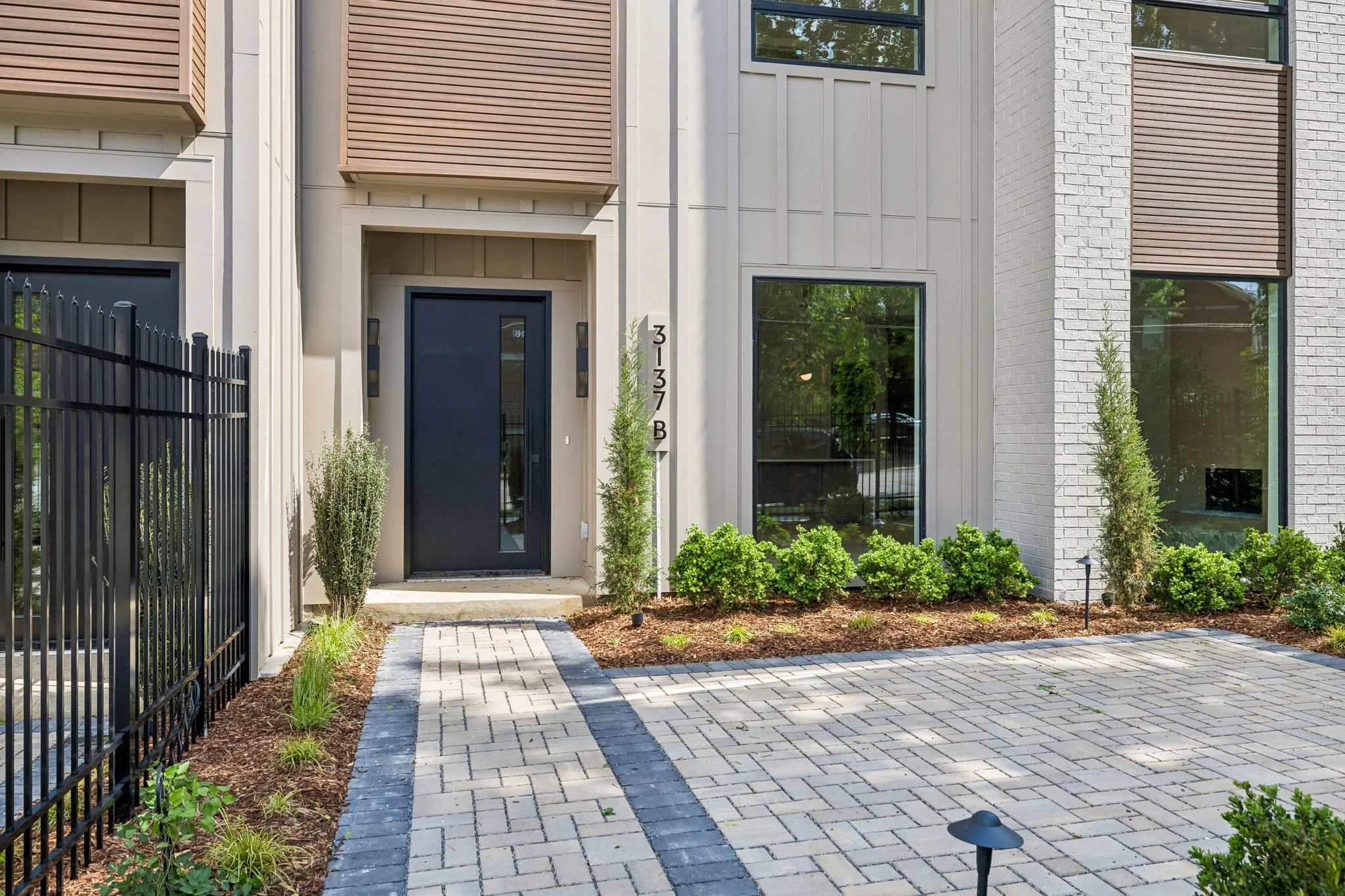 5-3137 Long Blvd Unit B - 005.JPG