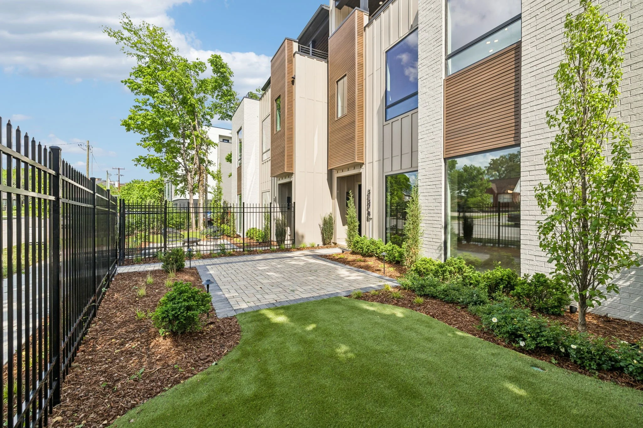 7-3137 Long Blvd Unit B - 007.JPG