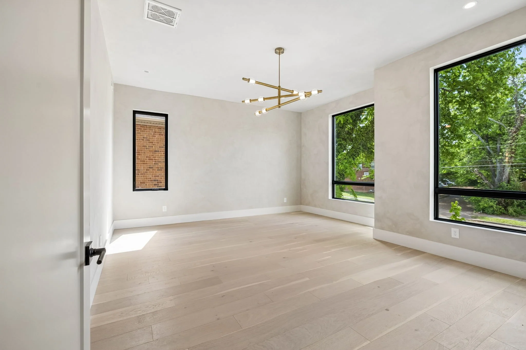 42-3137 Long Blvd Unit B - 042.JPG