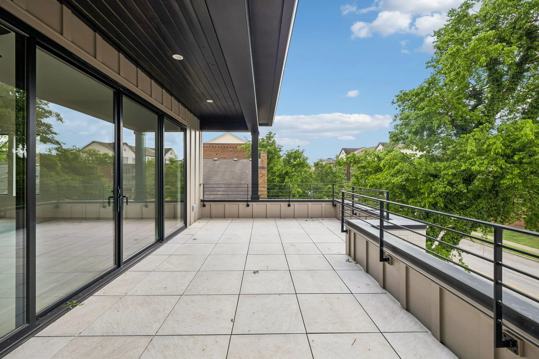 63-3137 Long Blvd Unit B - 063.JPG