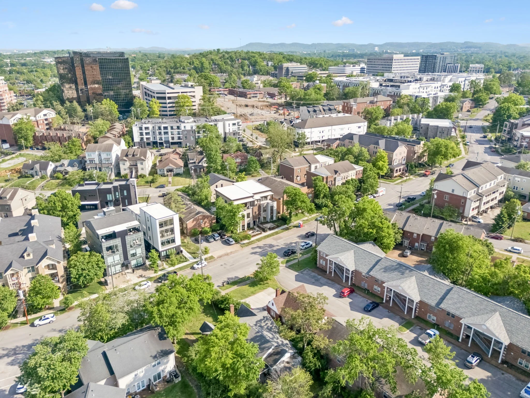 77-3137 Long Blvd Unit B - 009.jpg