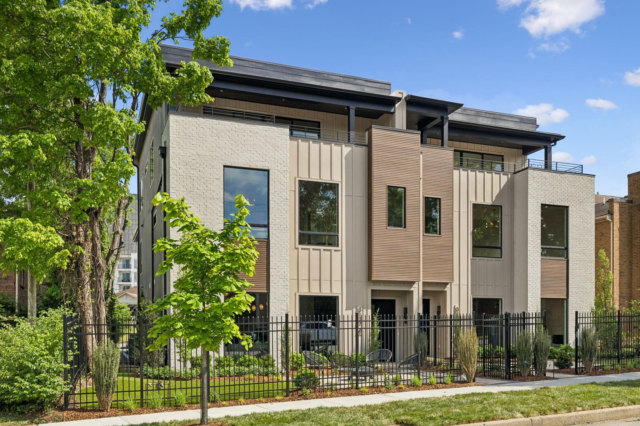 3-3137 Long Blvd Unit A - 003.jpg