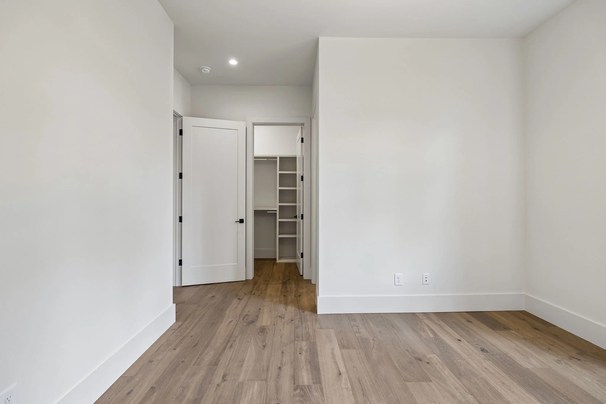 57-3137 Long Blvd Unit A - 057.jpg