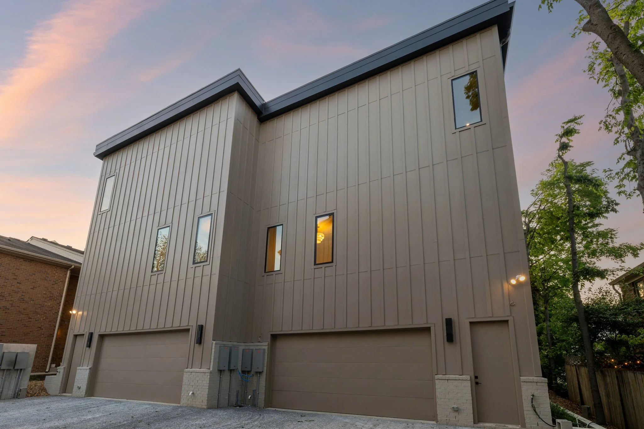 105-3137 Long Blvd Unit A - 007 (3).jpg