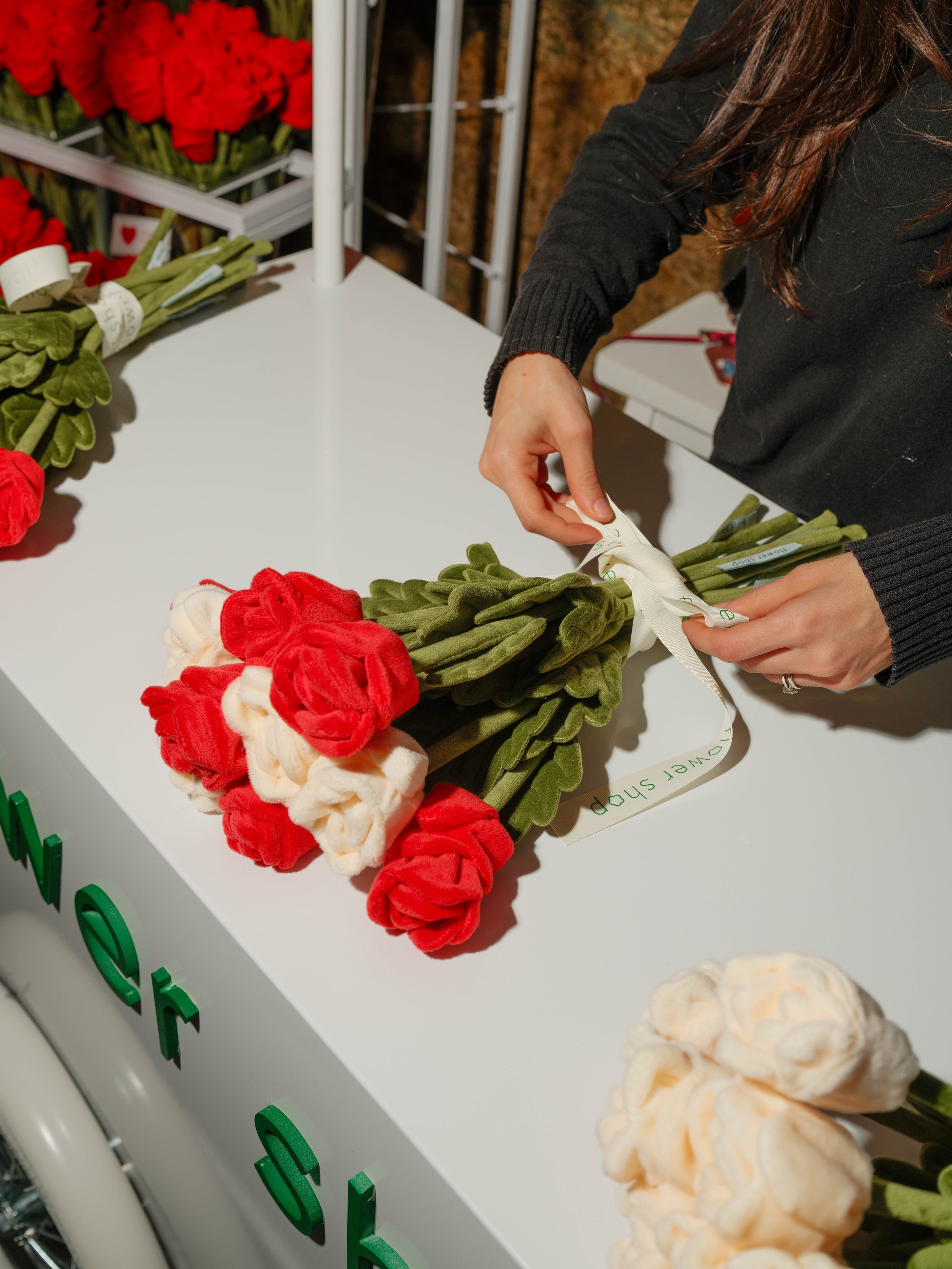 CJ Hendry: Flower Shop Pop-Up