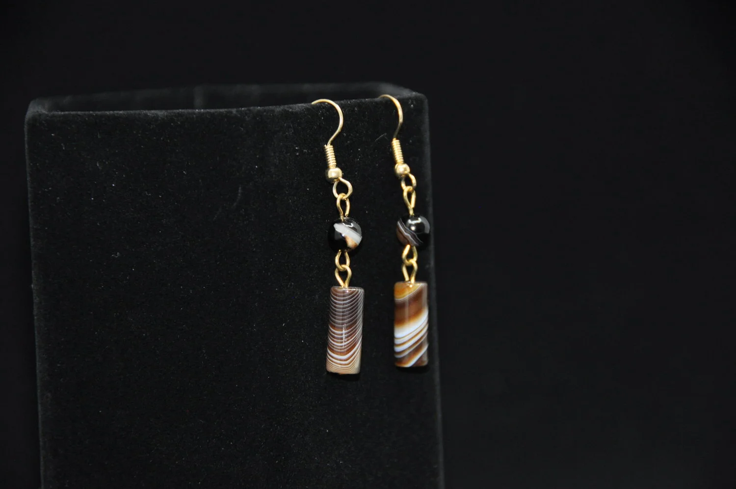 Agate Lariat 3.jpg