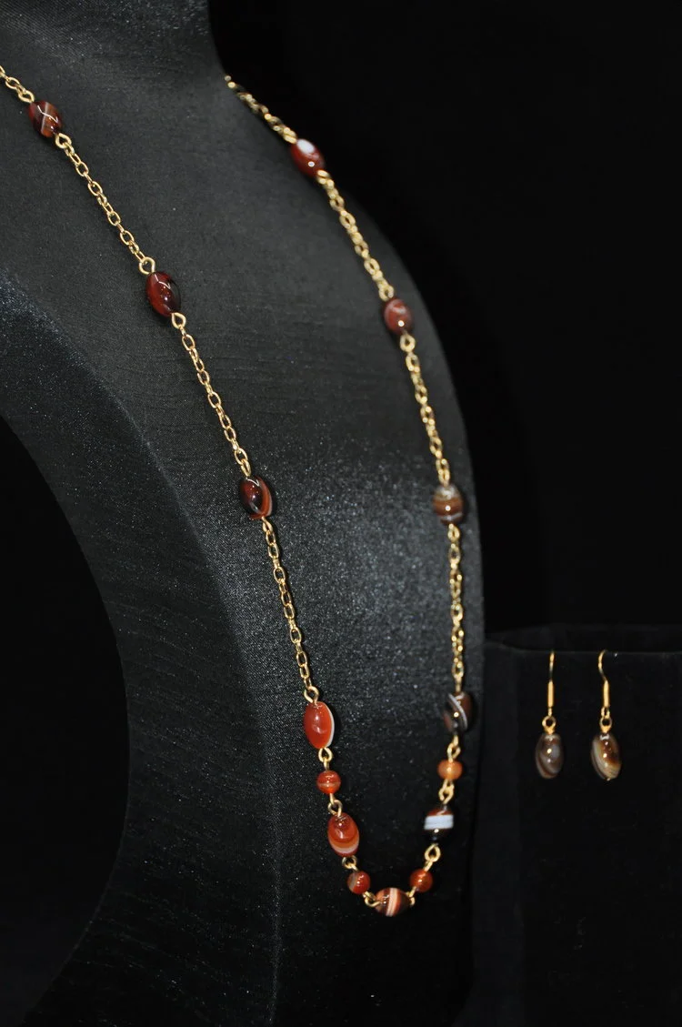 27+Agate+Necklace+and+Earrings+2.jpg