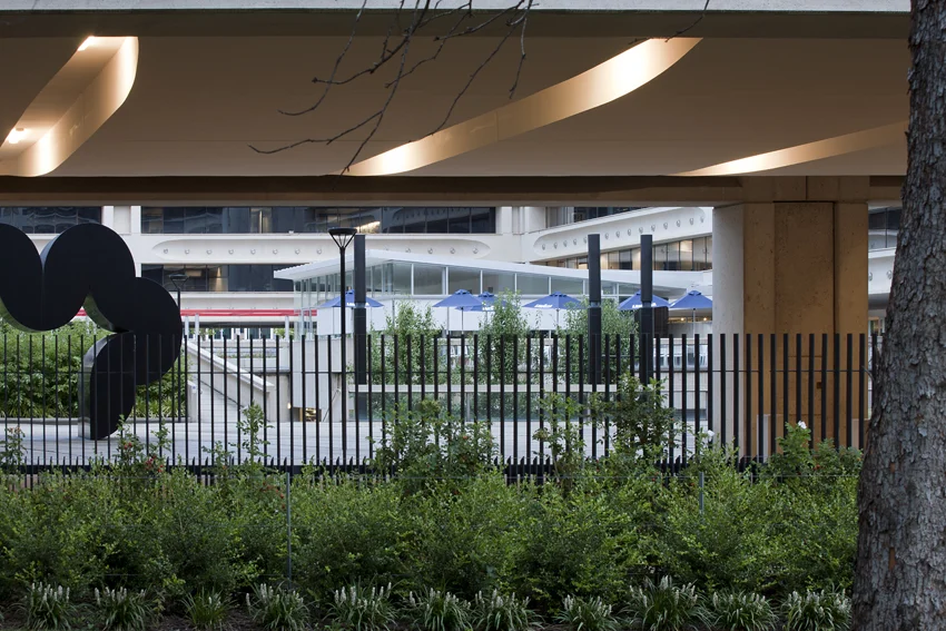 Edmund Barton Building — 33 Parallel