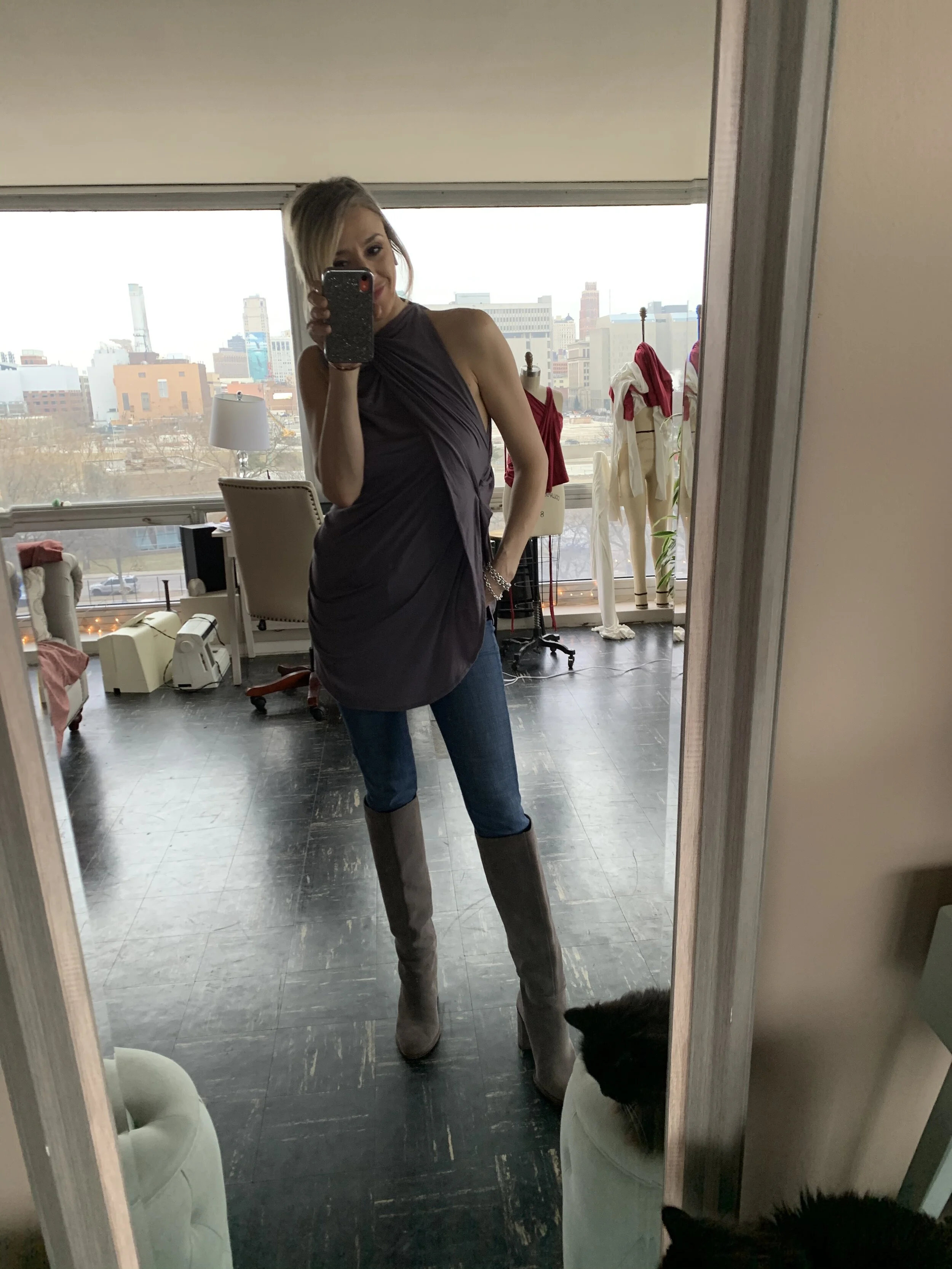 3EB966B8-90AA-40D2-A000-B8D5717AE635