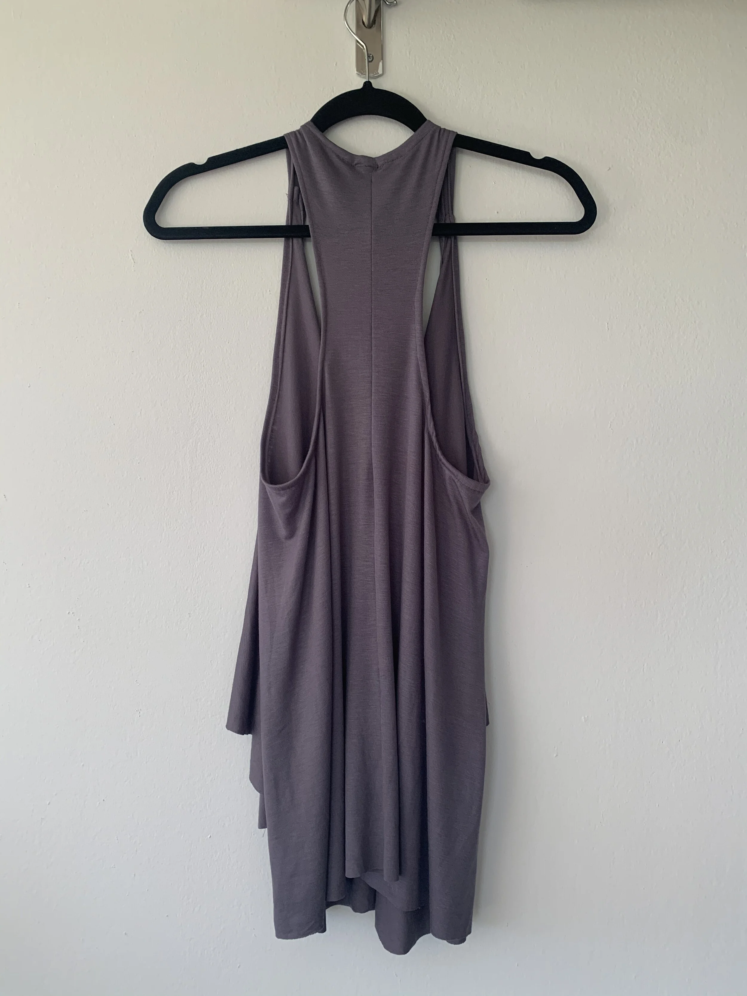 7CBA109E-2442-4106-A377-DC60FC61B2DE