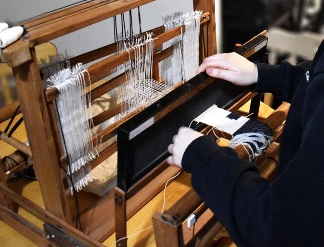 Specialised Weaving / Bring your own loom! With Jennifer Anne Studios