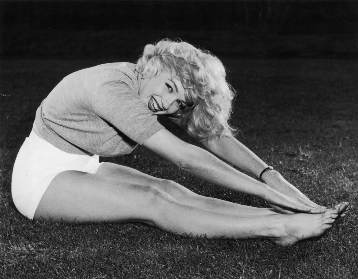 Marilyn Moment Yoga Flow &amp; Sound Bath