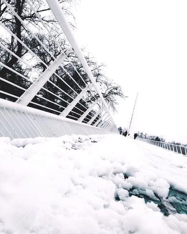 The sundial covered in snow!! What a cool shot by @srta.rosalia 📸 #realredding .
.
.
.
.
#northerncalifornia #thisisredding #artofvisuals #explorecalifornia #passionpassport #norcal #redding #shasta #adventure #neverstopexploring #letsgosomewhere #t