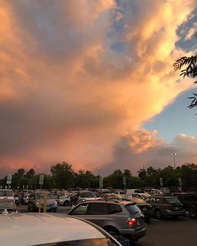 Sunset view from the Walmart parking lot, not too bad!!! ❤️ taken by @thewisepenguin 📸 #realredding .
.
.
.
#northerncalifornia #thisisredding #artofvisuals #explorecalifornia #passionpassport #norcal #redding #shasta #adventure #neverstopexploring 