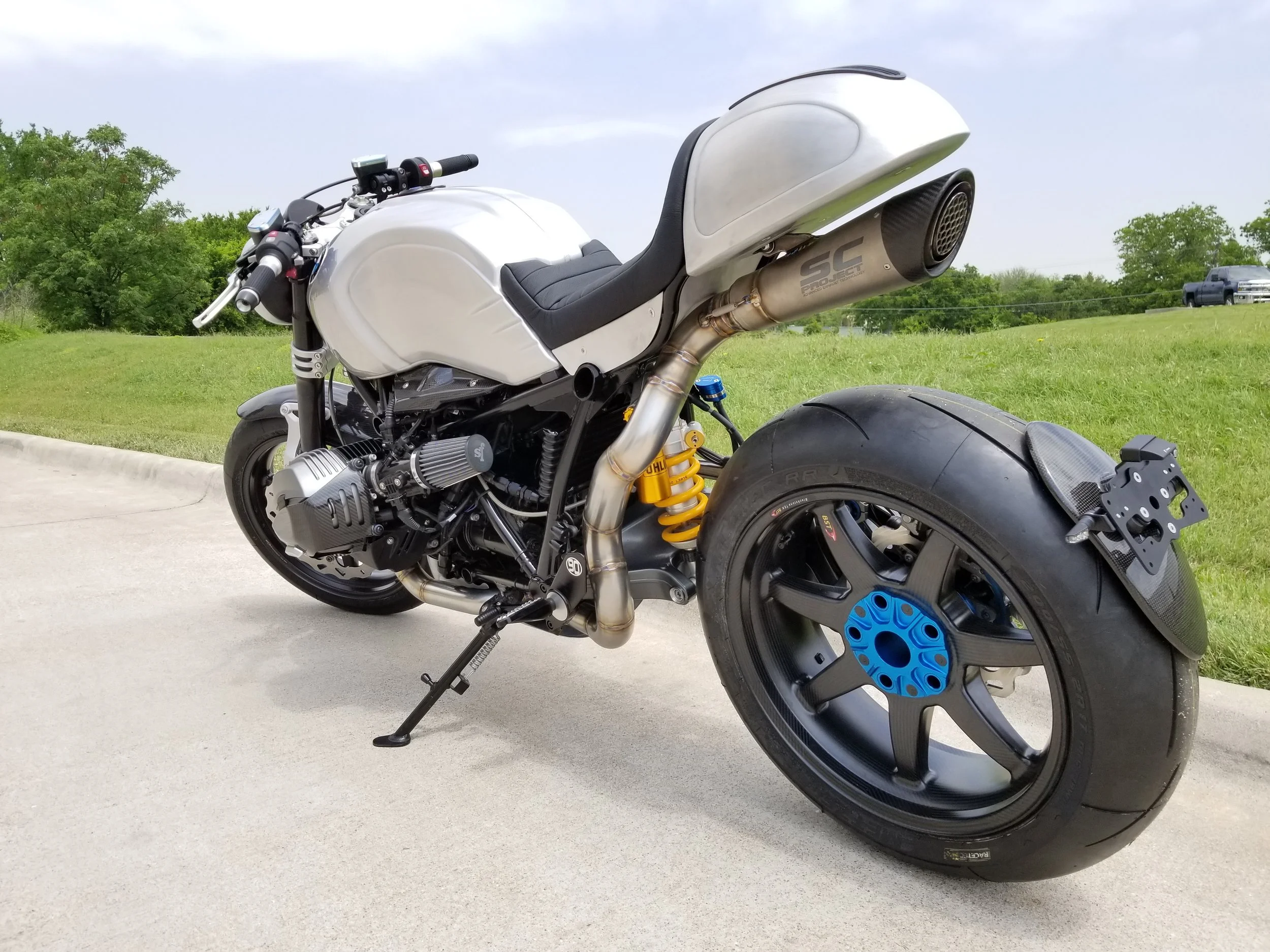 BMW R9T Tail and Lower Body