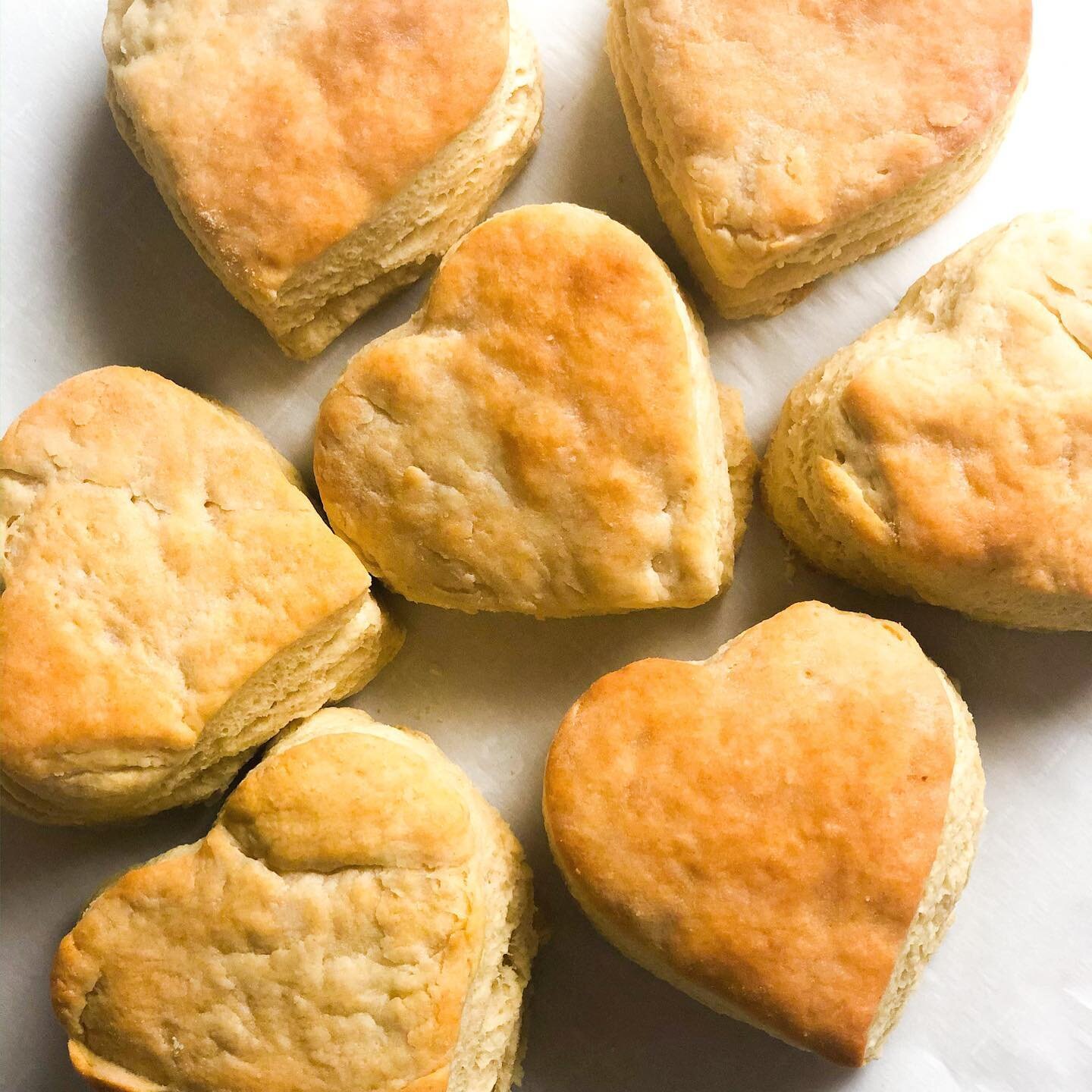 Sending you all the 💗❤️💜 from my kitchen to yours! #happyvalentinesday #biscuitlove