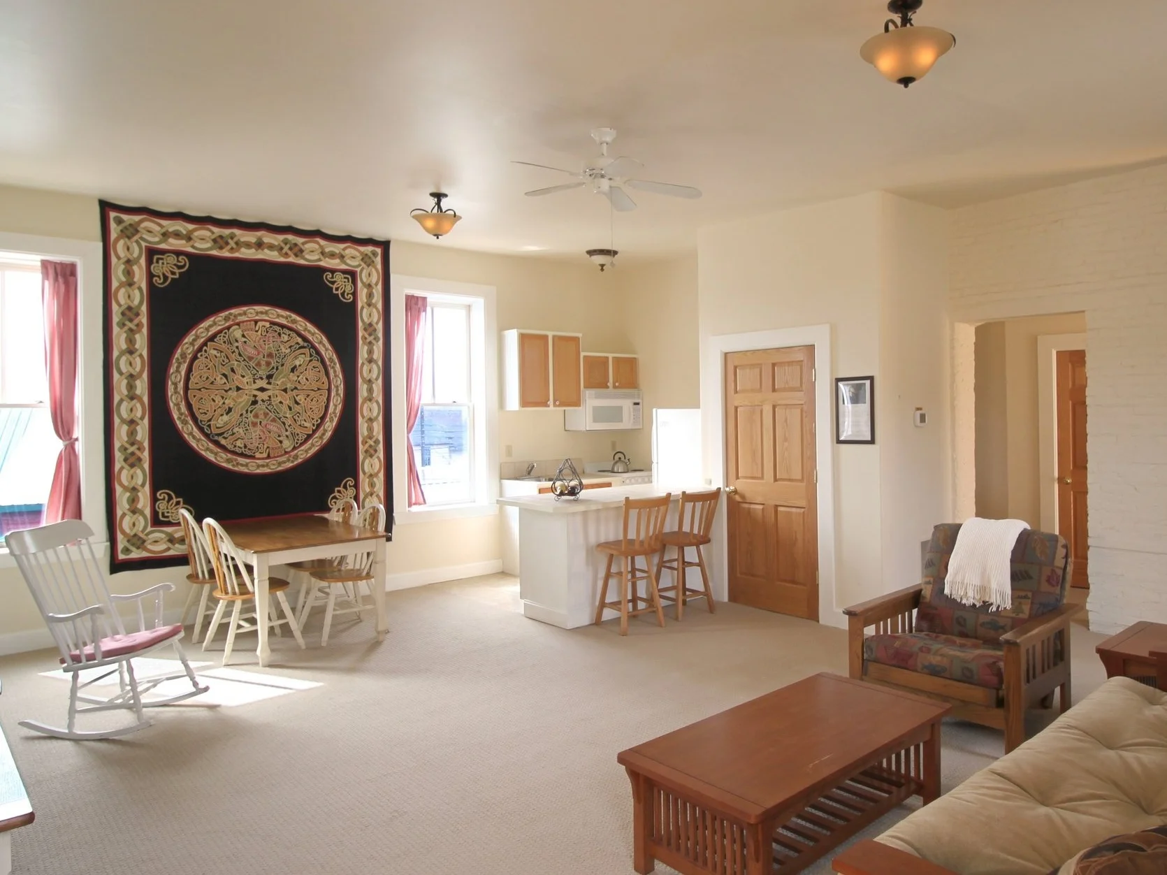 Hawks View Cottages and Lodges