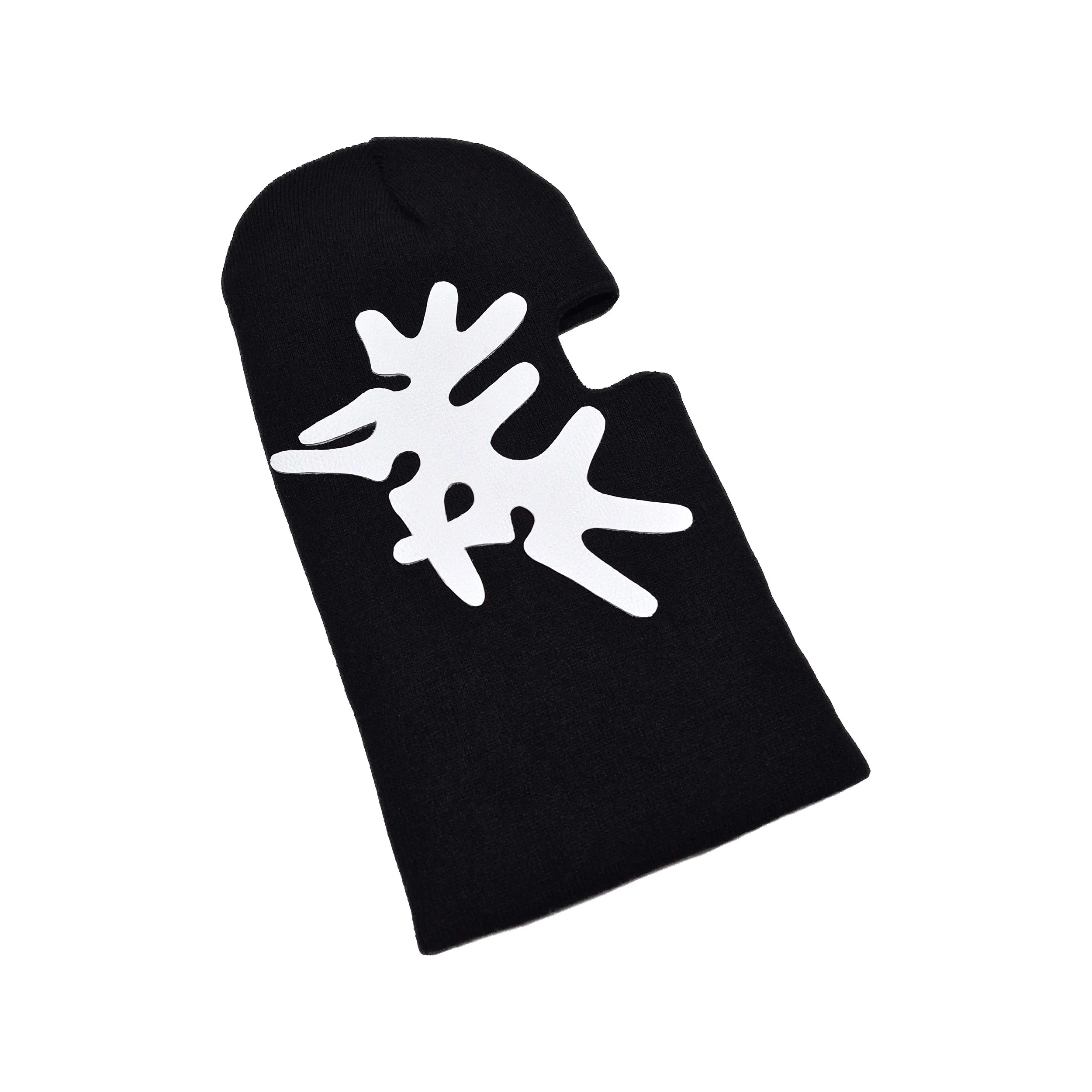 FACEMASK ANERIOR SHOT CLOSEUP.jpg