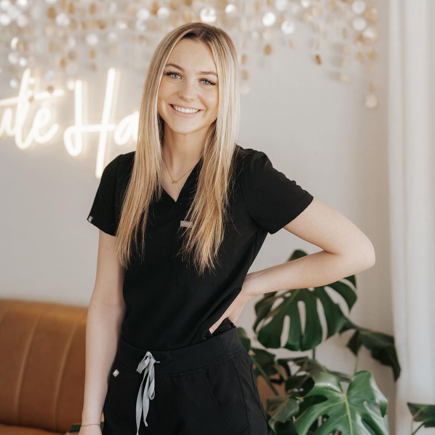 Meet Abby ✨

Abby is a beautiful, confident and knowledgeable addition to the BH team! Something we love about Abby is her ability to connect with clients in the treatment room and make anyone feel welcome. 
She&rsquo;s a country loving, family orien