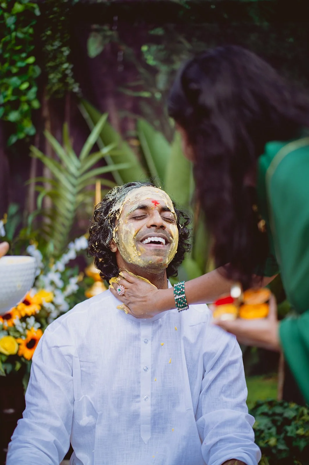 outdoor wedding ceremony at Waterfall Lodge in Ben Lomond California