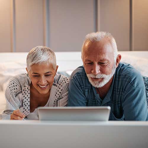 seniors-online.jpg