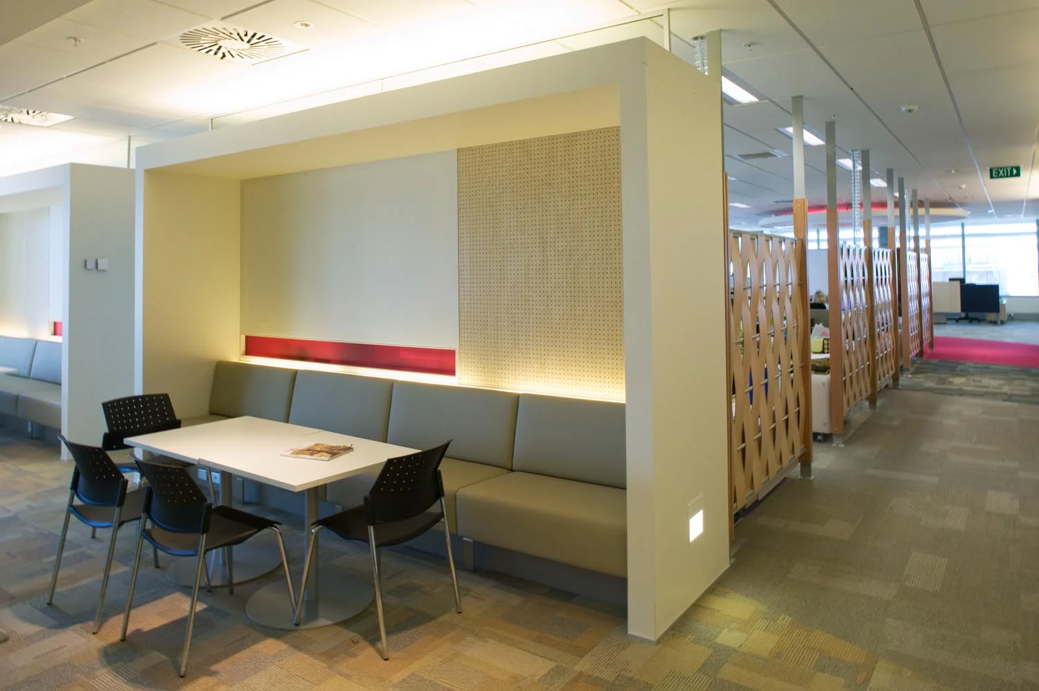 sitting space L5.jpg