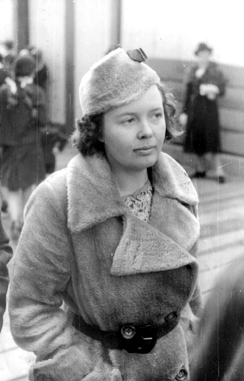 bertha-walker.jpg